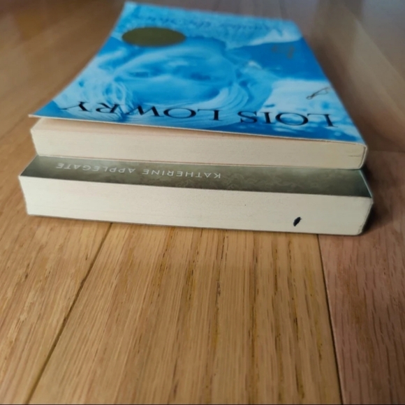 Paperback Books Set - Picture 5 of 7